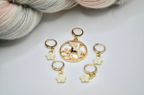 Spring Crane progress keeper and stitch marker set