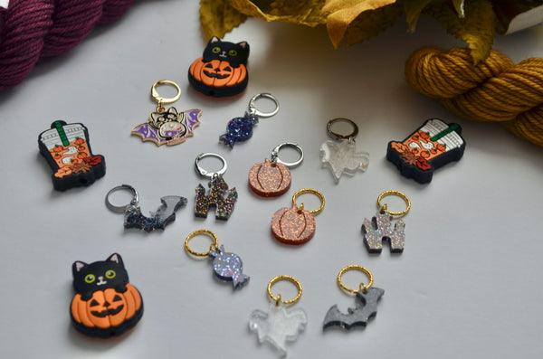 Halloween glitter stitch markers