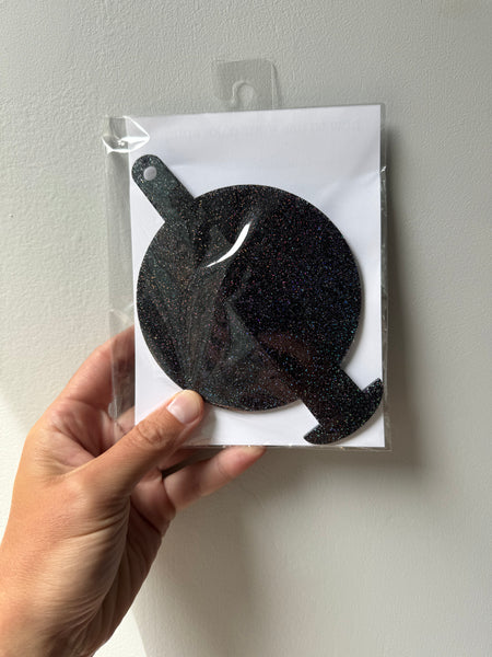 black glitter yarn cake spinner